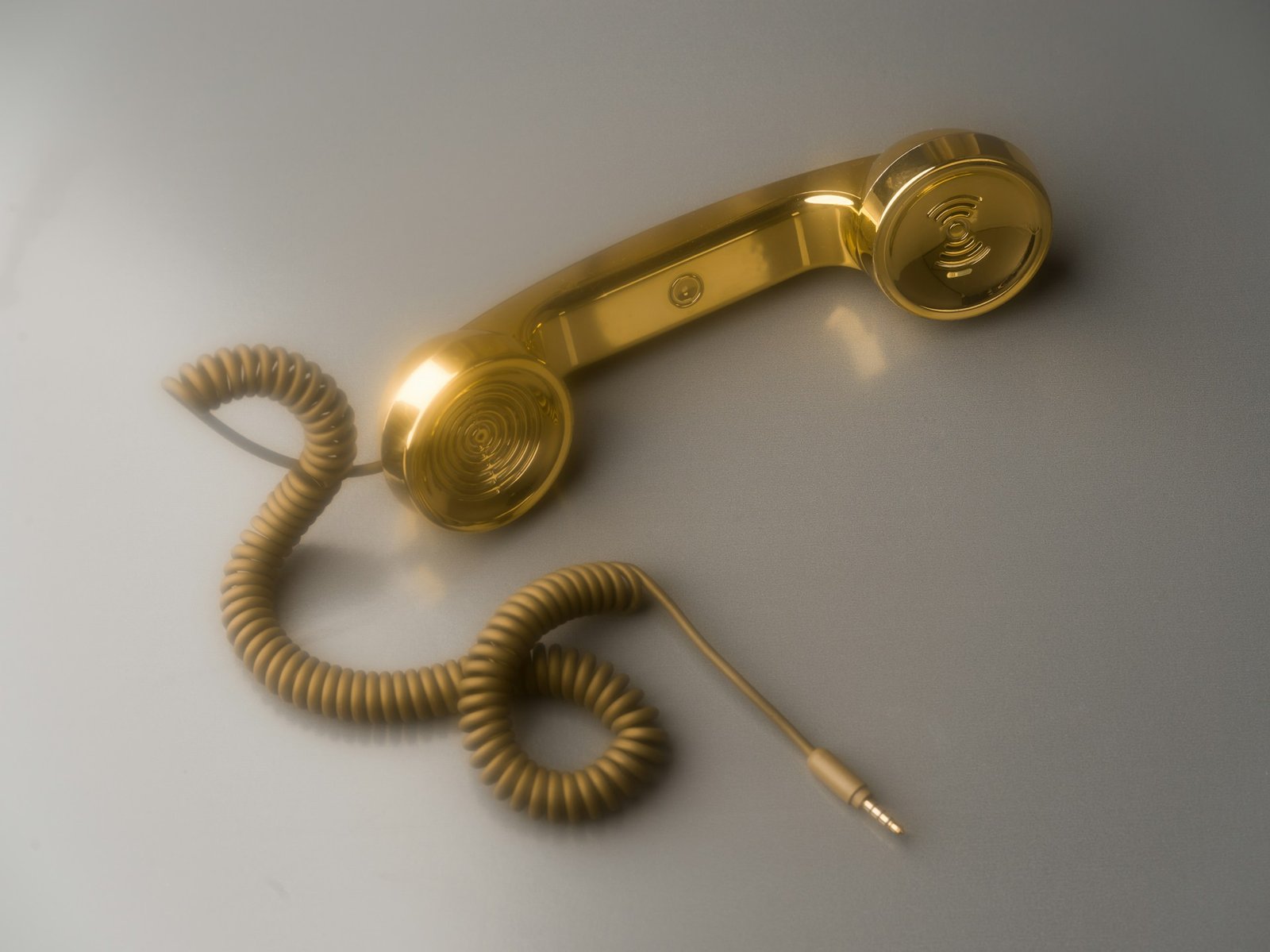 Phone speaker